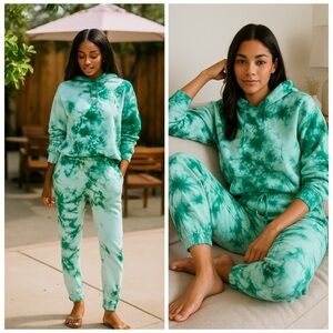 FRANKIES BIKINIS REVOLVE Emerald Tie Dye Matching Sweat Set Size S & M